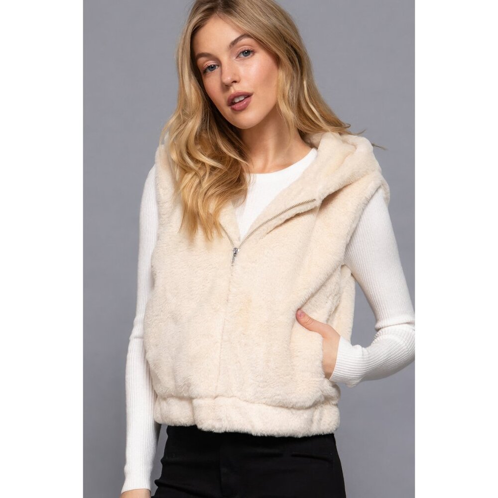 NWT Hoodie Faux Fur Vest, Zip Up, Soft, Cozy, Warm, Vanilla - Picture 3 of 5